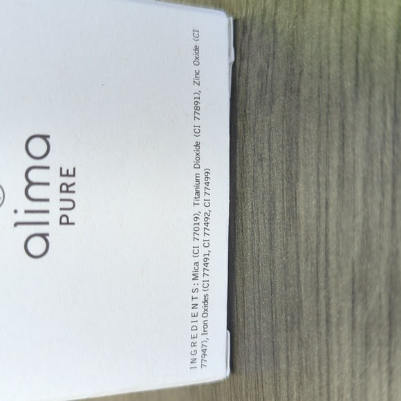 Alima Pure Satin Matte Foundation Beige 3 - Picture 4 of 4